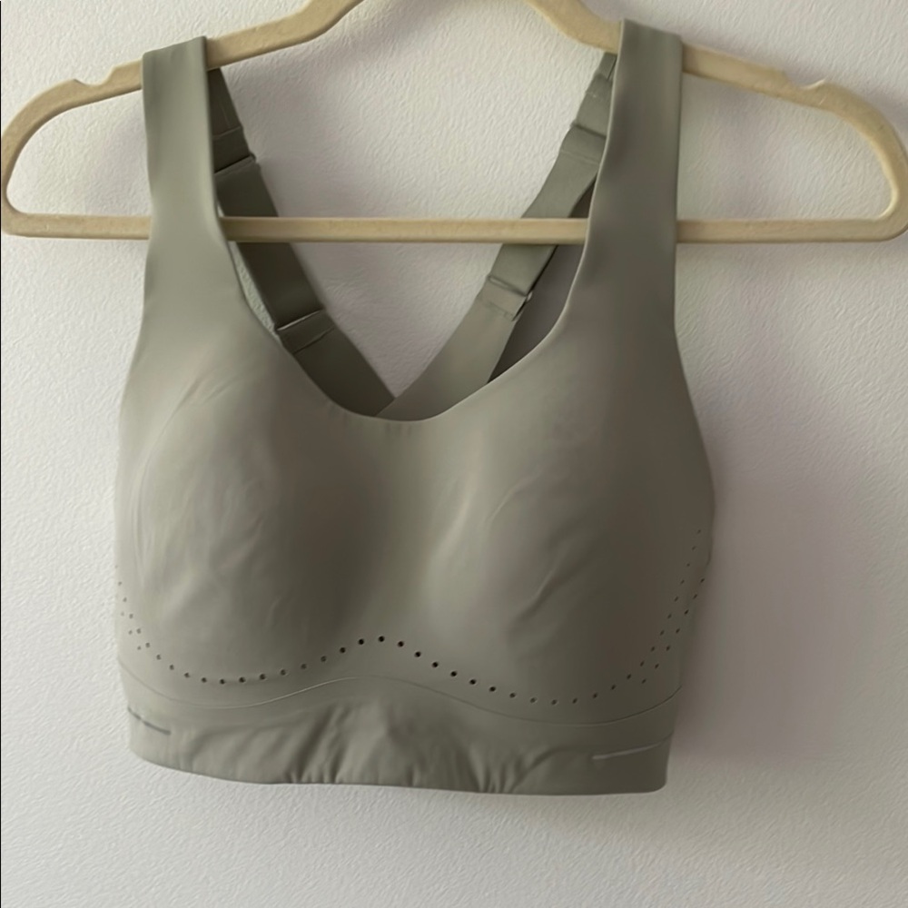 Seamless Olive Sports Bra